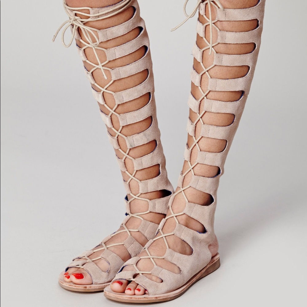 NEW Jeffrey Campbell